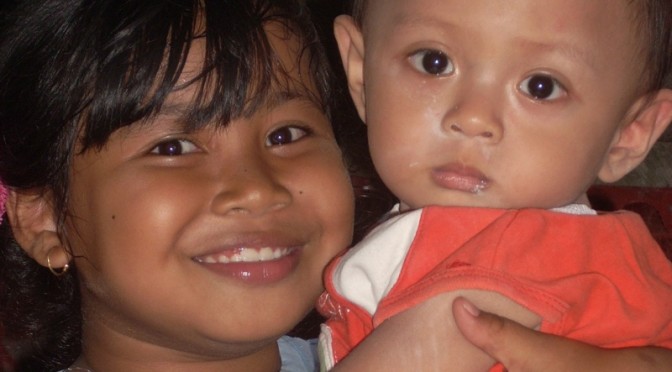 babies learn best when sitting or held upright