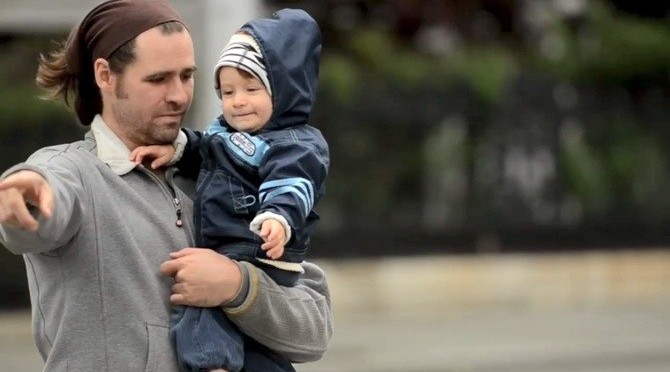 baby and father dance
