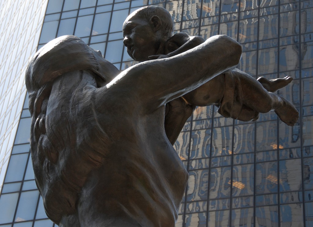 mother and baby dancing sculpture